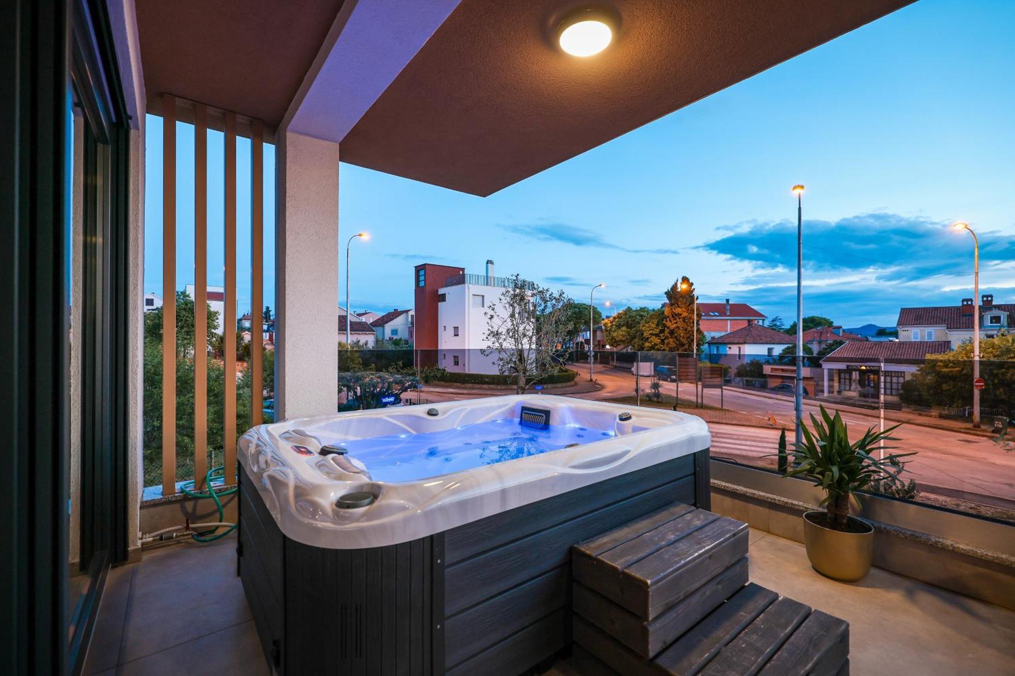 Luma Luxury Apartment With Jacuzzi Zára Kültér fotó