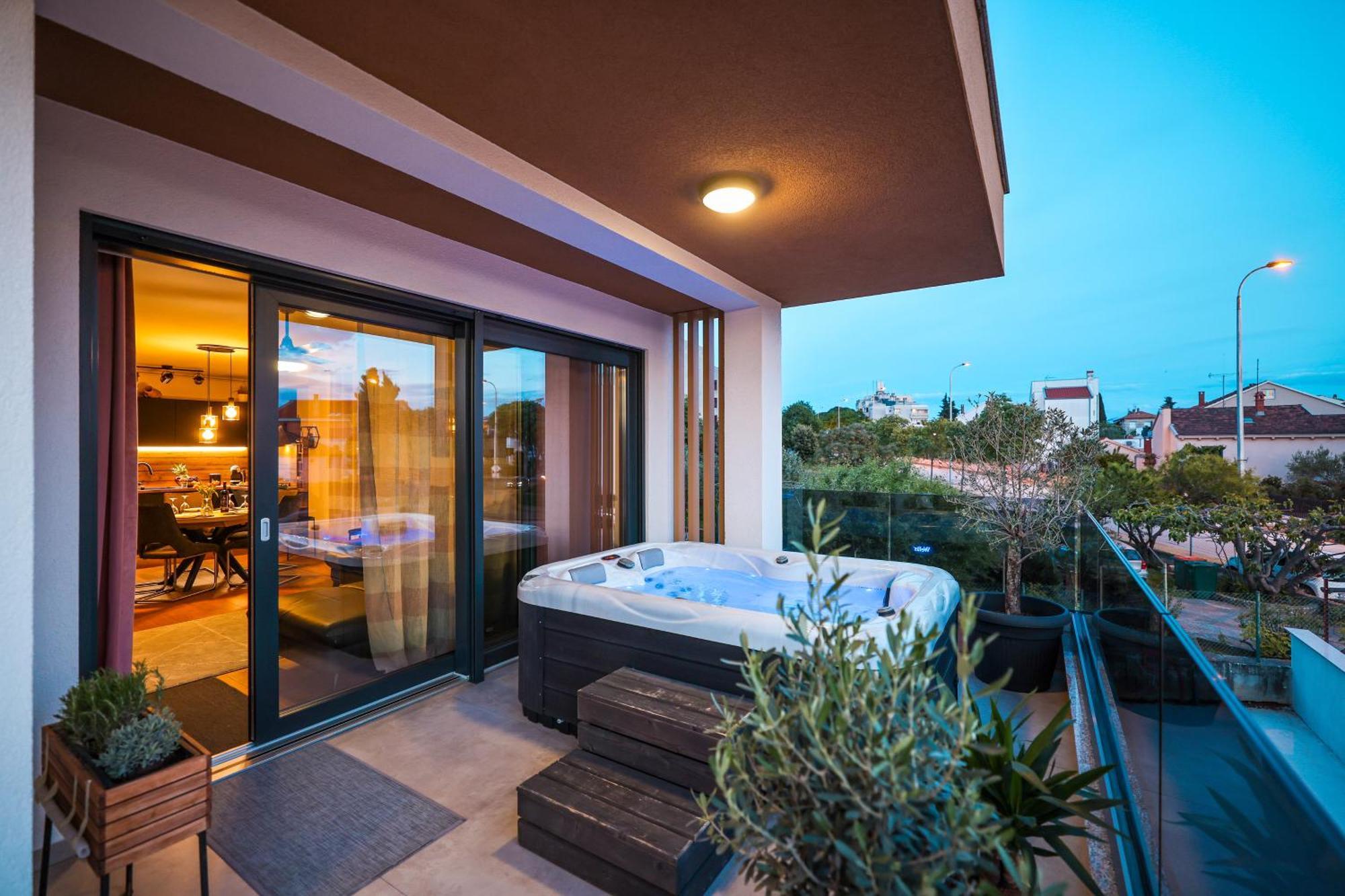 Luma Luxury Apartment With Jacuzzi Zára Kültér fotó