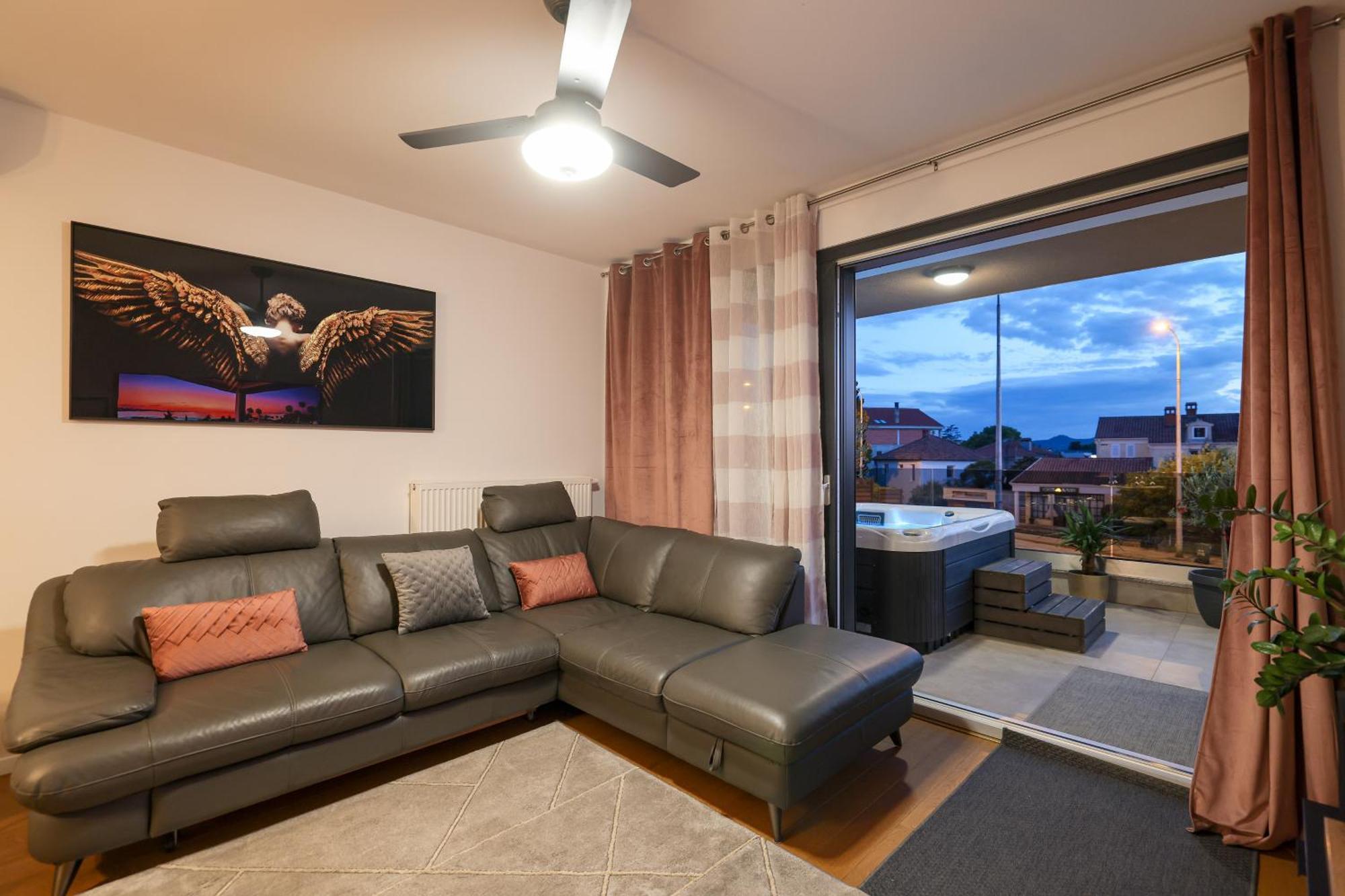 Luma Luxury Apartment With Jacuzzi Zára Kültér fotó